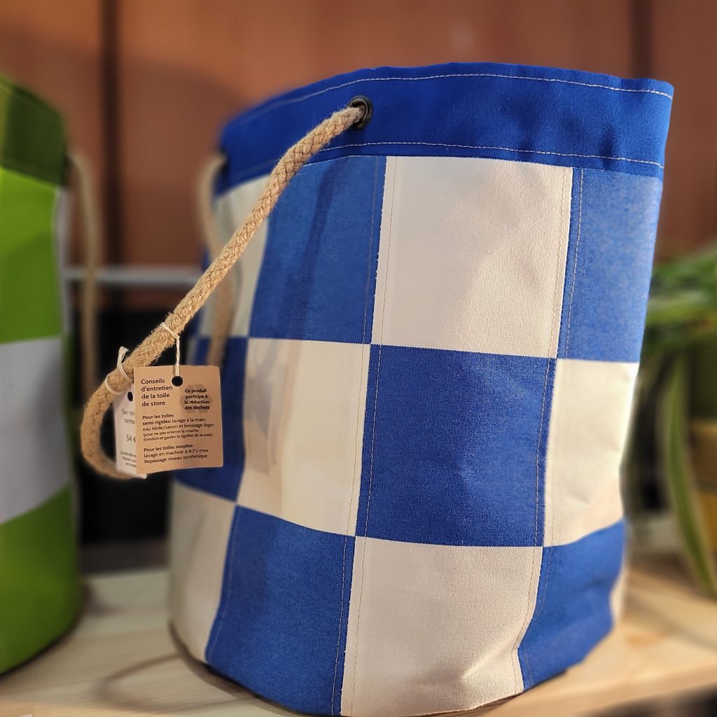 Sac rond à carreaux